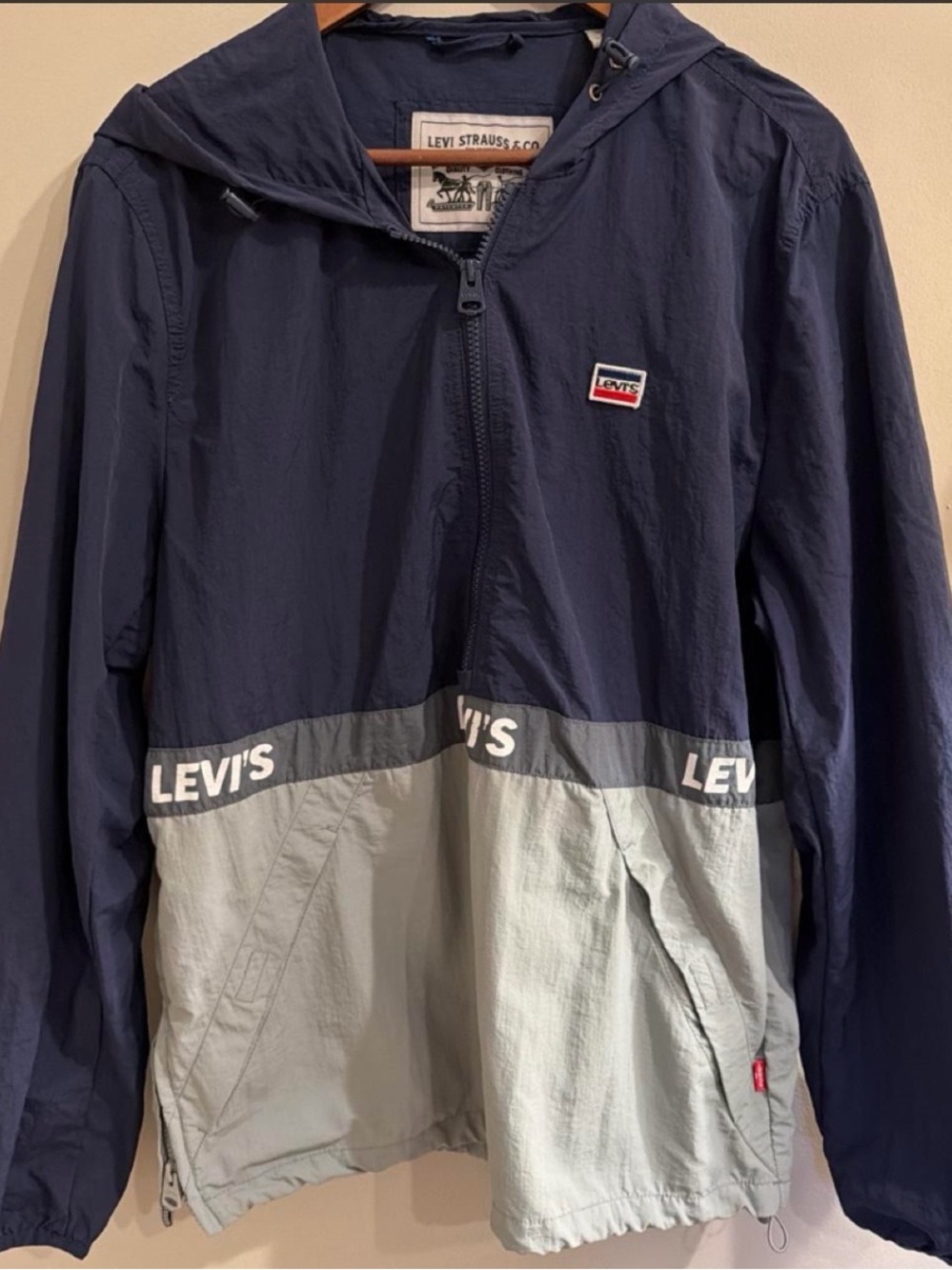 Levi’s Navy & Gray Colorblock Anorak Windbreaker 💙